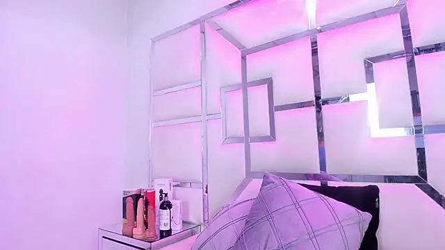 ZoeWan69 online show from 1, 2, 2026