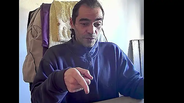 Snapshot of ReyDeBotones chatting on 16, 3, 2026 ReyDeBotones online show from 16, 3, 2026