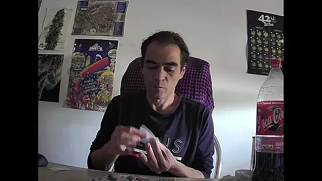 Snapshot of ReyDeBotones chatting on 10, 4, 2026 ReyDeBotones online show from 10, 4, 2026