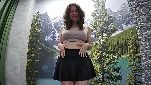 Snapshot of girliemilk chatting on 6, 5, 2026 girliemilk online show from 6, 5, 2026