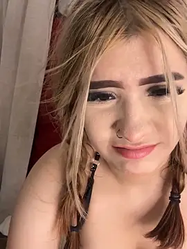 Snapshot of akirahattori chatting on 25, 10, 2025 akirahattori online show from 25, 10, 2025