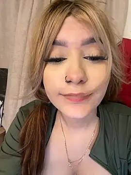 Snapshot of akirahattori chatting on 7, 11, 2025 akirahattori online show from 7, 11, 2025