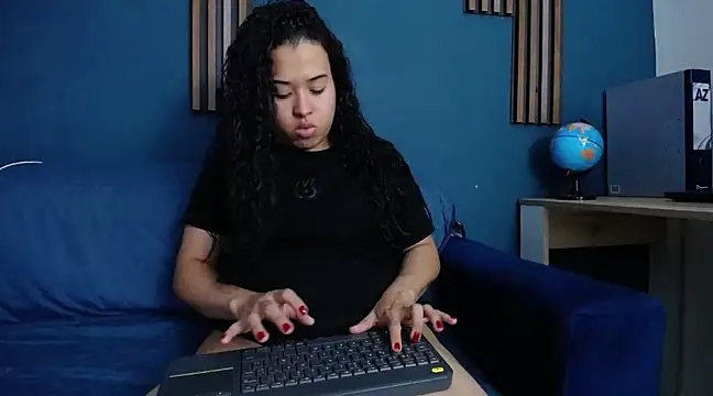 Snapshot of ema_abby chatting on 10, 2, 2025 ema abby online show from 10, 2, 2025