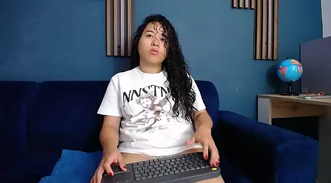 Snapshot of ema_abby chatting on 12, 2, 2025 ema abby online show from 12, 2, 2025