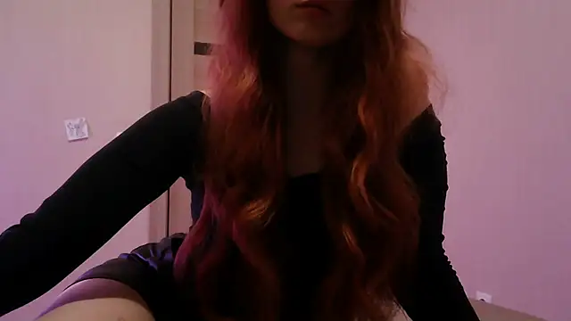  AliceOwen  online show from 18, 3, 2025