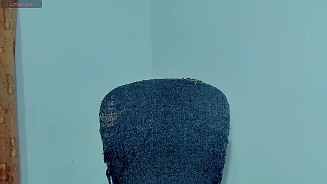 Eli clark  online show from 25, 9, 2025