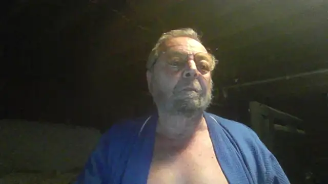 Snapshot of mercuryice chatting on 4, 4, 2026 mercuryice online show from 4, 4, 2026