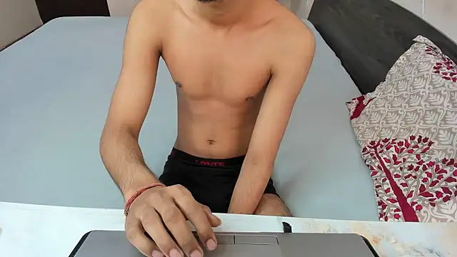 Queen Couple online show from 14, 1, 2026