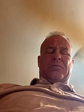 Snapshot of hintly chatting on 18, 2, 2026 hintly online show from 18, 2, 2026