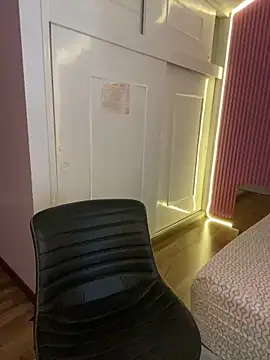 Snapshot of Valu_euphoria chatting on 6, 3, 2025 Valu euphoria online show from 6, 3, 2025