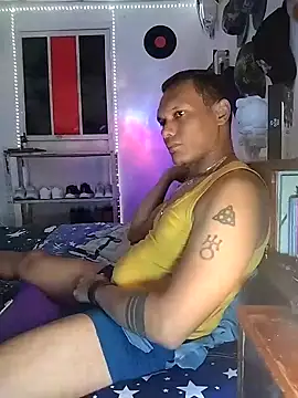 Snapshot of XhaseFoX chatting on 9, 2, 2025 XhaseFoX online show from 9, 2, 2025