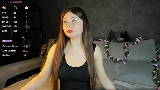 Snapshot of Amely_Li1 chatting on 15, 11, 2025 Amely Li1 online show from 15, 11, 2025