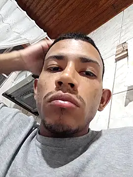 Mineirinho043 online show from 1, 3, 2025