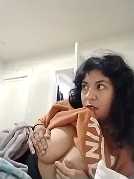 Snapshot of bellaxo chatting on 9, 3, 2025 bellaxo online show from 9, 3, 2025
