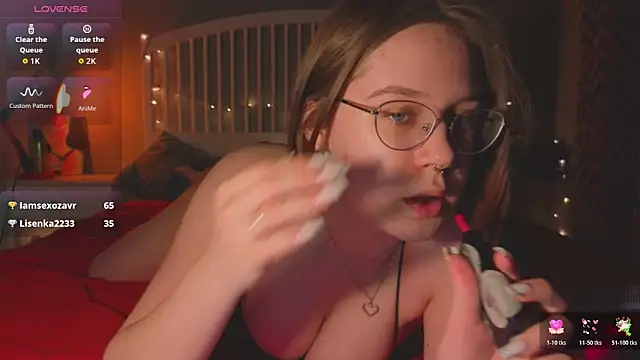 Mia Luw online show from 31, 3, 2026