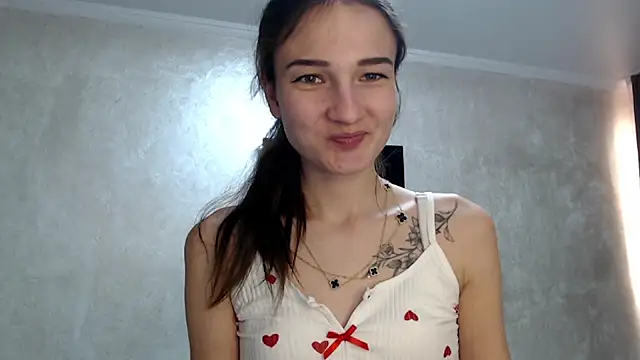 RoyalDessertt online show from 4, 12, 2025