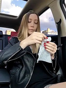 Snapshot of Pussy_Drive03 chatting on 11, 9, 2025 Pussy Drive03 online show from 11, 9, 2025