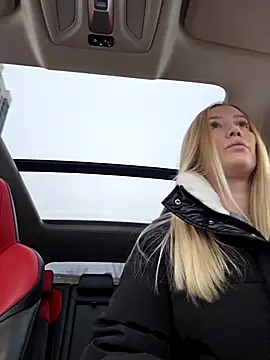 Snapshot of Pussy_Drive03 chatting on 18, 11, 2025 Pussy Drive03 online show from 18, 11, 2025