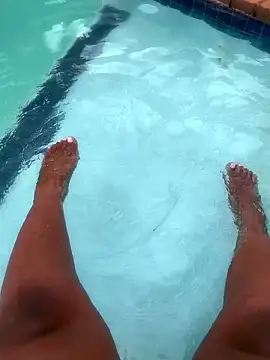 Cuddle Bear online show from 14, 1, 2026