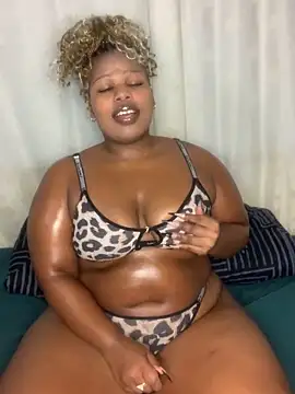 Cuddle Bear online show from 11, 3, 2026