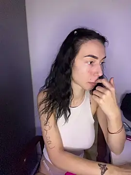 Celine Roxelle online show from 27, 11, 2025