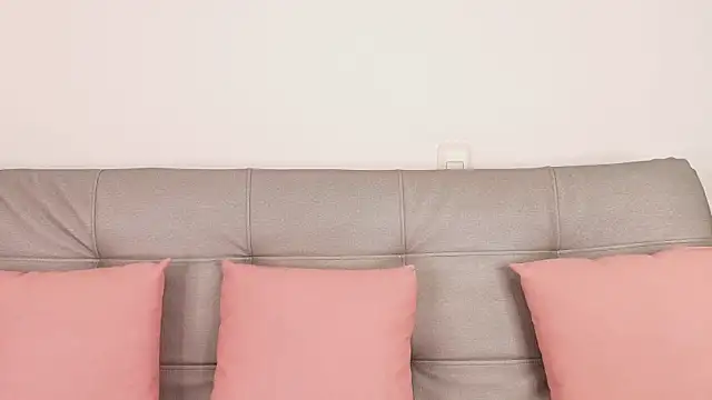 Snapshot of MarianaGiiiL chatting on 10, 4, 2026 MarianaGiiiL online show from 10, 4, 2026