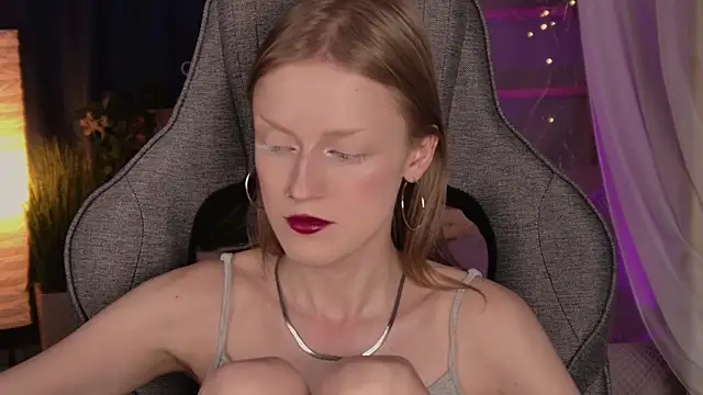 KiraMontoya online show from 16, 7, 2026