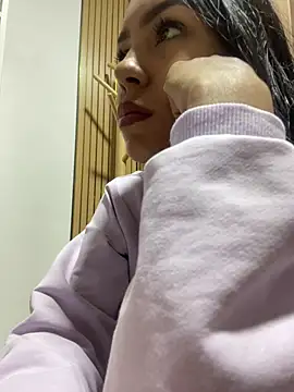 Snapshot of julieta_fn chatting on 1, 5, 2026 julieta fn online show from 1, 5, 2026