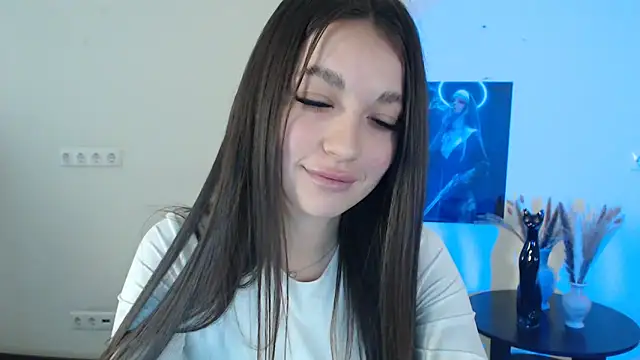 Snapshot of Eva_Eldis chatting on 5, 3, 2025 Eva Eldis online show from 5, 3, 2025