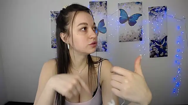 Snapshot of Eva_Eldis chatting on 28, 4, 2026 Eva Eldis online show from 28, 4, 2026