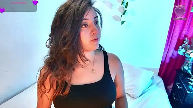 Snapshot of alaia_sweetxxx chatting on 10, 2, 2025 alaia sweetxxx online show from 10, 2, 2025