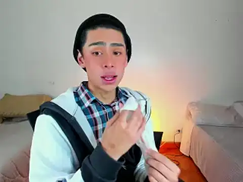 Snapshot of steve__gray chatting on 19, 2, 2025 steve gray online show from 19, 2, 2025