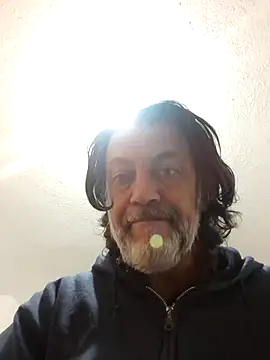 jeans and emma online show from 4, 12, 2025