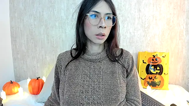 Amby ambar online show from 2, 11, 2025