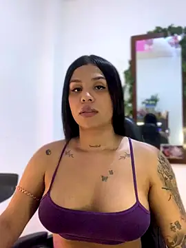 Snapshot of tinalove7 chatting on 8, 10, 2025 tinalove7 online show from 8, 10, 2025