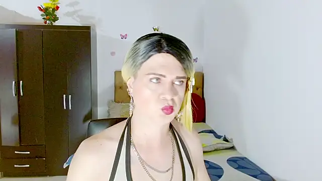 Snapshot of Dolldirtyxxx chatting on 26, 6, 2026 Dolldirtyxxx online show from 26, 6, 2026