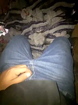 Snapshot of feniX85_4 chatting on 24, 2, 2025 feniX85 4 online show from 24, 2, 2025