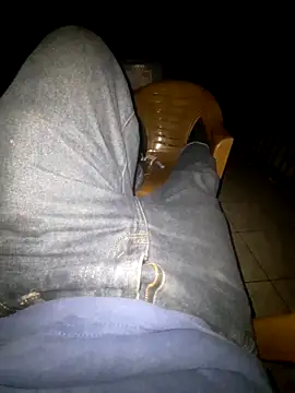 Snapshot of feniX85_4 chatting on 6, 3, 2025 feniX85 4 online show from 6, 3, 2025