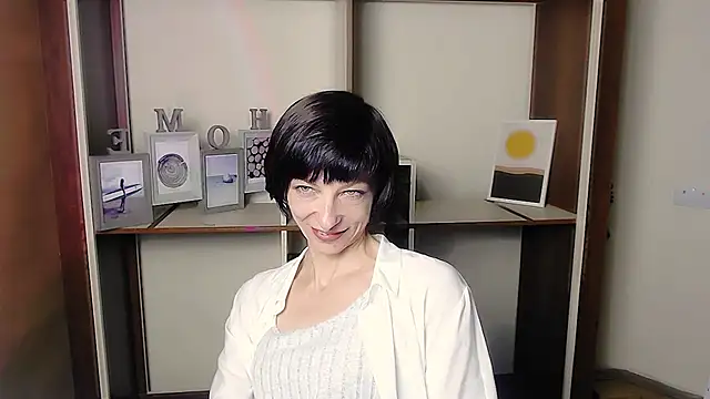  AngeliaFlow  online show from 26, 9, 2025