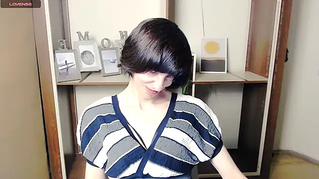  AngeliaFlow  online show from 16, 10, 2025