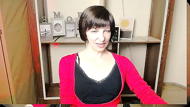 Snapshot of _AngeliaFlow_ chatting on 10, 6, 2026 AngeliaFlow online show from 10, 6, 2026