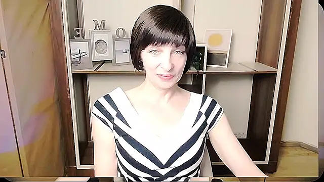 Snapshot of _AngeliaFlow_ chatting on 11, 6, 2026 AngeliaFlow online show from 11, 6, 2026