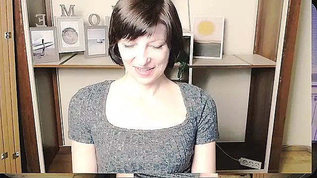Snapshot of _AngeliaFlow_ chatting on 23, 6, 2026 AngeliaFlow online show from 23, 6, 2026