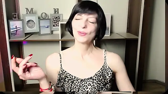 Snapshot of _AngeliaFlow_ chatting on 29, 6, 2026 AngeliaFlow online show from 29, 6, 2026