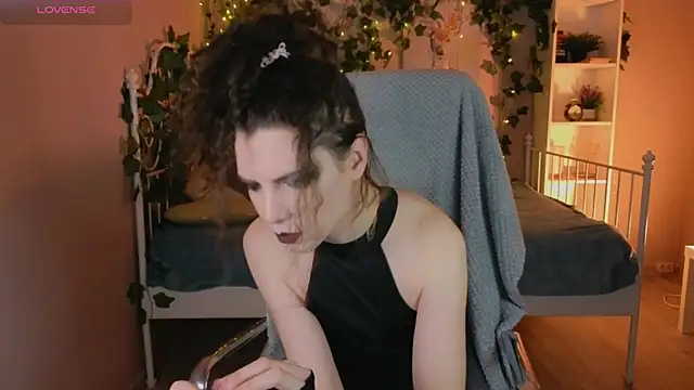 Snapshot of DamienLake chatting on 12, 4, 2026 DamienLake online show from 12, 4, 2026