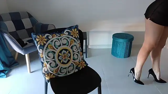 Snapshot of bambolina_sexy1985 chatting on 6, 4, 2026 bambolina sexy1985 online show from 6, 4, 2026