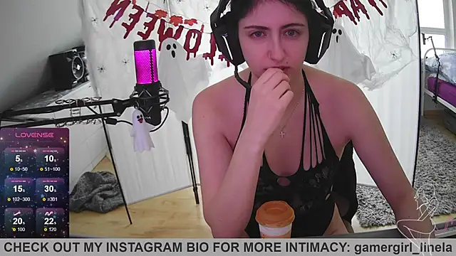 Gamergirl-Linela online show from 24, 10, 2025