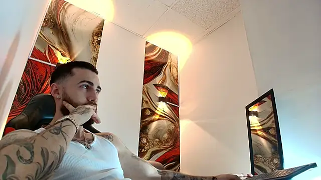 Snapshot of Luke_davis01 chatting on 8, 4, 2026 Luke davis01 online show from 8, 4, 2026