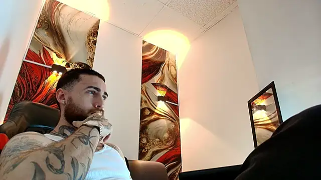 Snapshot of Luke_davis01 chatting on 13, 4, 2026 Luke davis01 online show from 13, 4, 2026