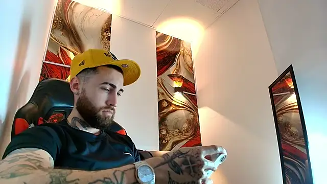 Snapshot of Luke_davis01 chatting on 22, 4, 2026 Luke davis01 online show from 22, 4, 2026